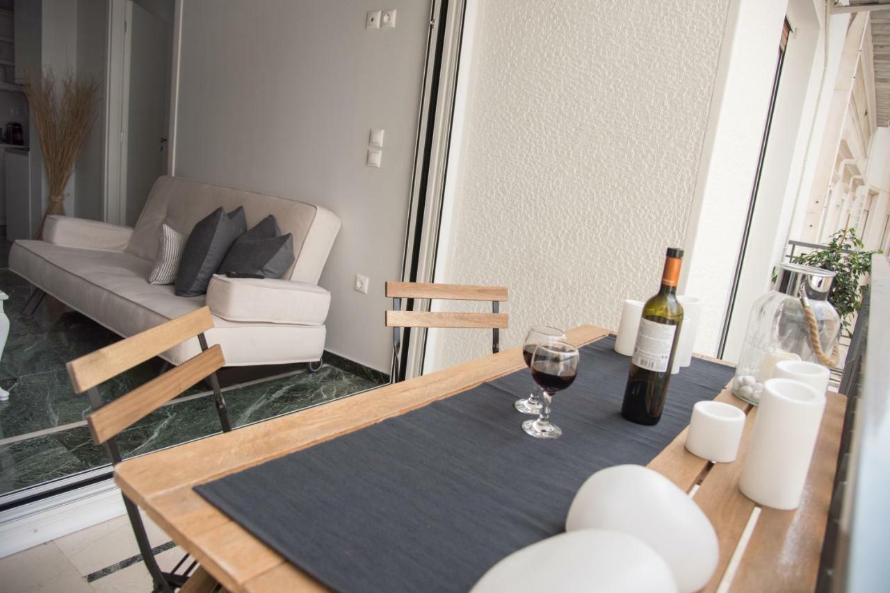 Living Near Acropolis By Sylvia Staikou 2Nd & 3D Floor Apartamento Atenas Exterior foto