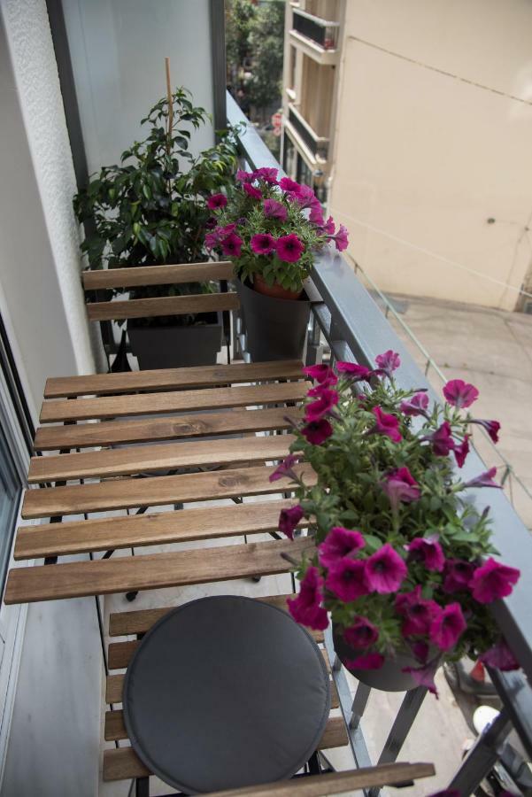 Living Near Acropolis By Sylvia Staikou 2Nd & 3D Floor Apartamento Atenas Exterior foto