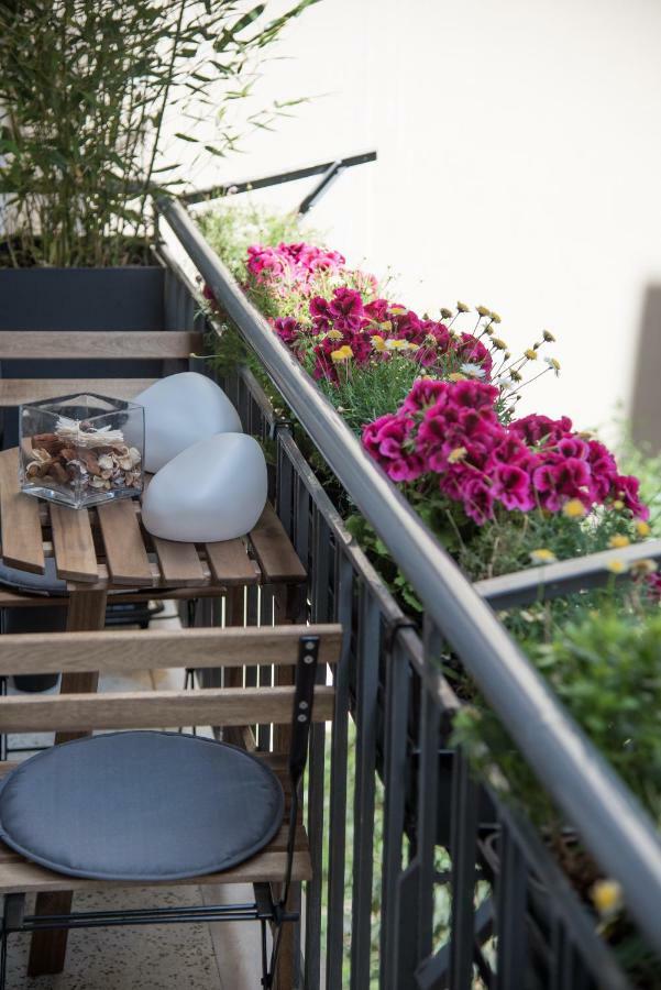Living Near Acropolis By Sylvia Staikou 2Nd & 3D Floor Apartamento Atenas Exterior foto